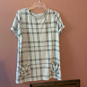 Women’s maternity shirt